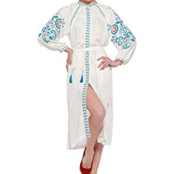 Kolyory Dresses & Skirts - NWT Embroidered Ukrainian Boho Chic Midi Dress